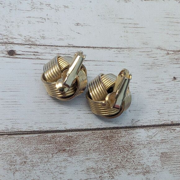 Vintage Clip On Earrings - Chunky Gold Tone Knot Design - Picture 5 of 12